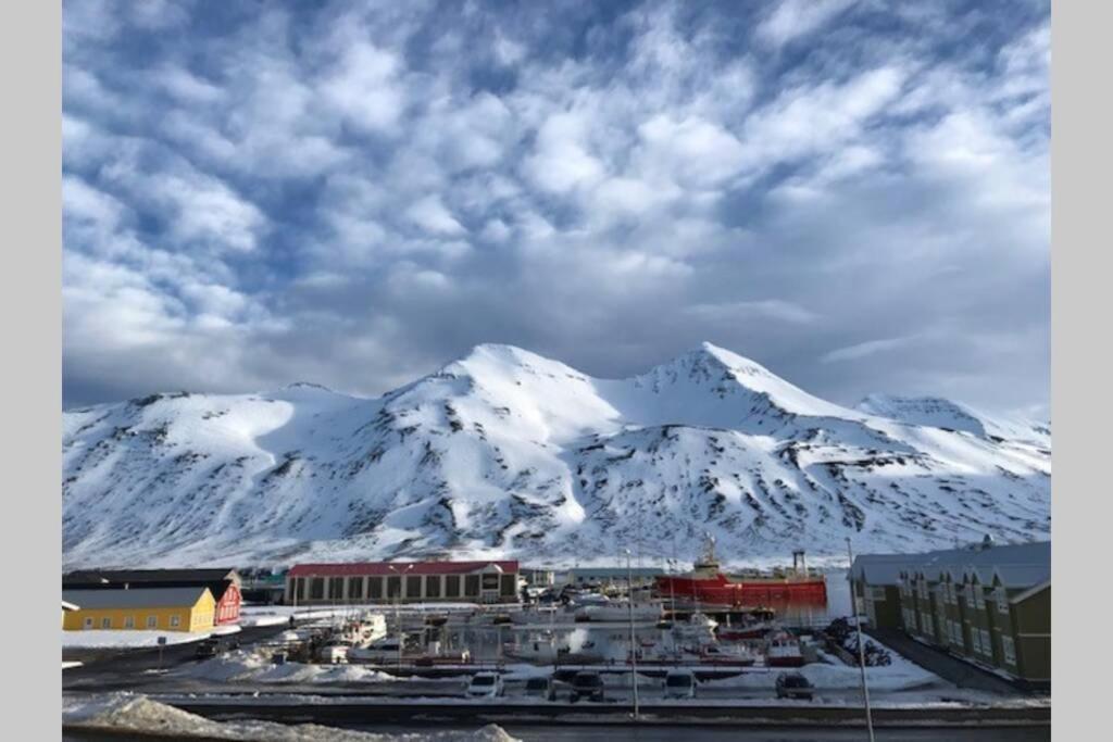 House With A Warm Soul In North Iceland Siglufjordur Екстериор снимка
