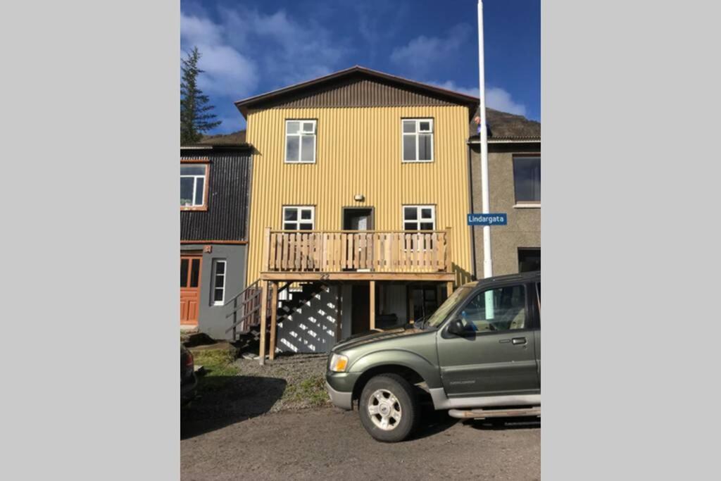 House With A Warm Soul In North Iceland Siglufjordur Екстериор снимка